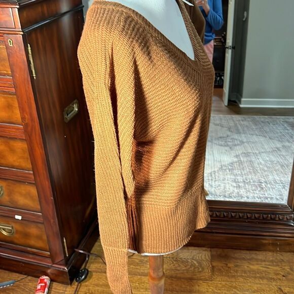 NWT MADISON & Hudson Lightweight Brown Sweater Large. WT216 - Picture 3 of 6